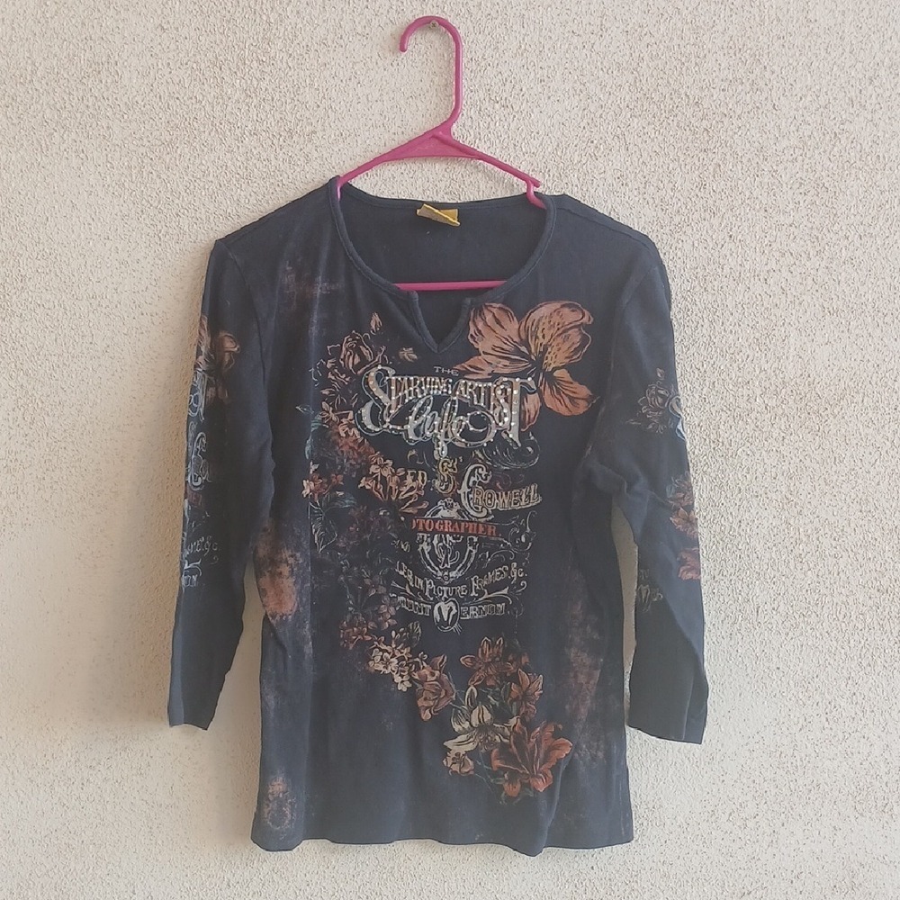 Make Offer!  MONA LISA Fitted Graphic Blouse in Gray and Black